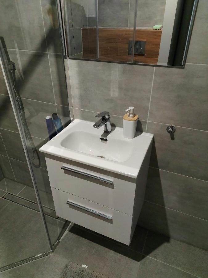 Dom Przy Lesie Villa Wielgie Bagian luar foto